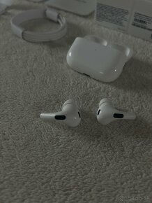 Apple AirPods Pro 2 , AppleCare do 2026 - 4