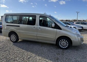 Fiat Scudo 2,0 120k L2H1 Family 9míst nafta manuál 88 kw - 4