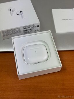 Apple AirPods 3. Generácie - záruka, komplet balenie - 4