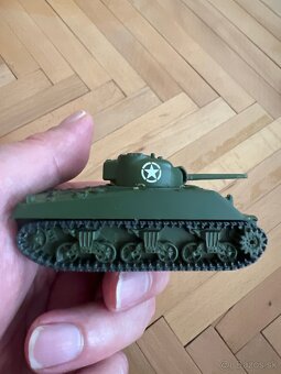 Predám modeli tankov od firmy Corgi - 4