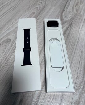 Apple Watch 8 45mm - 4