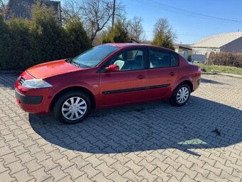 Renault Megane 1.6 16v benzín - 4