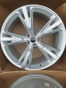 5x112 r21 Audi Q8/SQ8-Zimni sada - 4