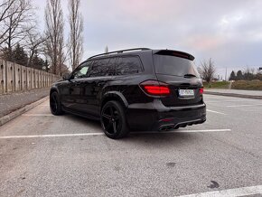 Mercedes GLS - 4