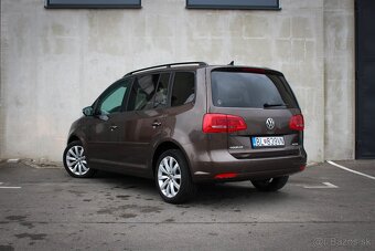 Volkswagen Touran 2.0 TDI Highline DSG 7 miestne - 4