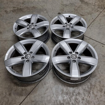 Hliníkové Volkswagen disky 5x112 R17 6.5J ET38 - 4