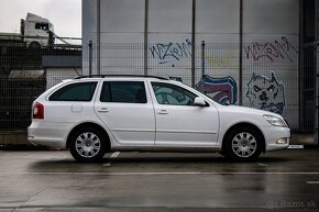 Škoda Octavia Combi 1.6 TDI CR DPF Elegance - 4