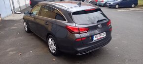 Hyundai i30 CW Kombi 1.6 CRDi Family - 4