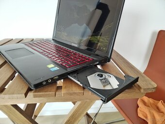 LENOVO IdeaPad Y510p - 4