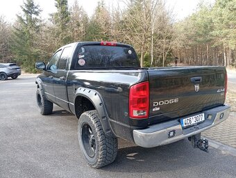 Dodge RAM 1500 4x4 - 4