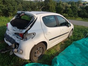 Peugeot 207 1,6HDI 2009 - 4