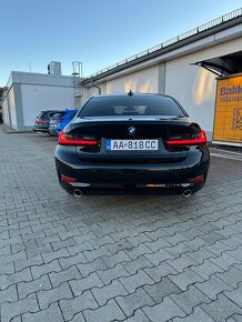 BMW 320d Sedan mHEV 2021 - 4