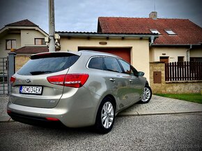 KIA Cee’d Sporty Wagon Combi 1.6GDI 99kw M6 - 4