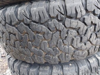 BFGoodrich All Terrain T/A KO2 265/70 R17 - 4