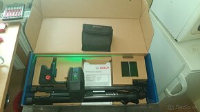 Predám zameriavaci laser Bosch profesionál GCL-2 G BT 150 - 4