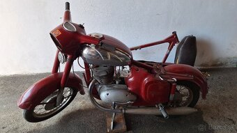 Jawa 250/559 - 4