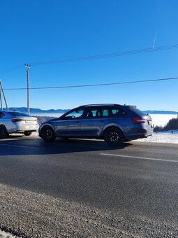 Škoda Superb Combi 2.0 TSI SPORTLINE 4x4 206kW WEBASTO - 4