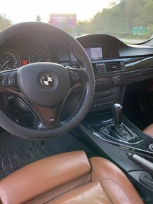 BMW E92 325I - 4