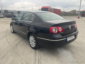 Volkswagen Passat 1.9 TDI Comfortline - 4