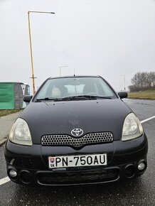 Toyota Yaris 1.3 linea luna vvti - 4