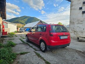 Ford Fiesta 1.3 - 4