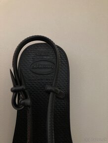 Havaianas šľapky čierne , stav ako nové Velkost 36 - 4