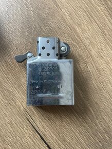 Zippo - 4