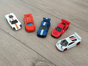 Hotwheels MIX autíčok 1:64 - 5KS - 4