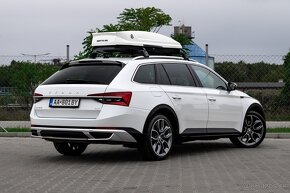 Škoda Superb Combi 2.0 TDI SCR Scout 4x4 - 4