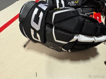 UPLNE NOVE PROFI RUKAVICE CCM SUPER TACKS ASV PRO SR  - 4