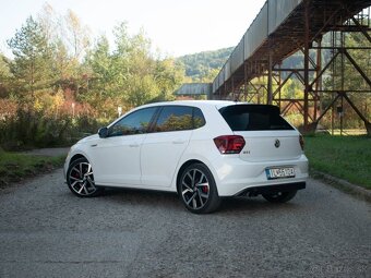 Volkswagen Polo GTI 2.0 TSI DSG - 4