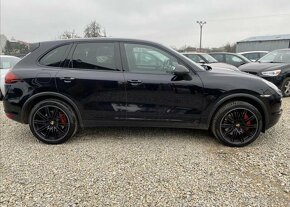 Porsche Cayenne 4,8 4.8 V8 Turbo S benzín automat 368 kw - 4