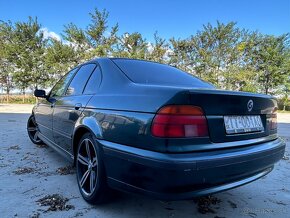 BMW 528i E39 - 4