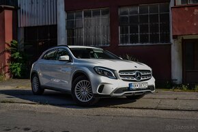 Mercedes-Benz GLA 180 Entry A/T - 4