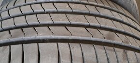 Predám 4ks jazdené letné 215/45r16-86H Kumho 90 % - 4