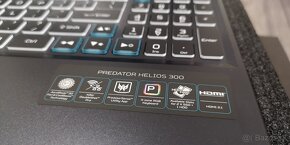 Predator Helios 300 - 4