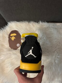 Jordan 4 - 4