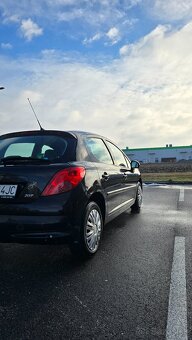 PREDÁM Peugeot 207 r.v.2008 - 4