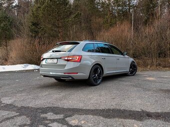 Škoda Superb Combi 2.0 TDI 140kW Sportline DSG - 4