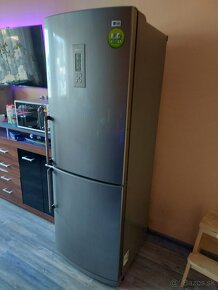 Chladnička s Mrazničkou LG No Frost systém - 4