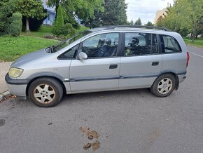 Opel Zafira 1.8 16V - 4