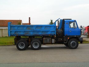 TATRA T815 6x6.2 - 4