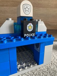 Policajná stanica auto motorka LEGO DUPLO - 4