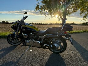 Suzuki Intruder VZ M1500 - 4