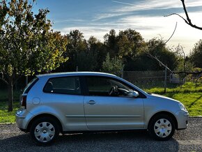 Predám Volkswagen Polo 9n 1.4 16v 59kw 2006 naj.204000km - 4