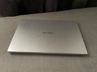 Asus X415EA /Intel Core i5-1135G7/8GB RAM/FHD IPS/256GB SSD - 4