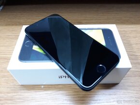 iPhone SE 2020 128GB - 4