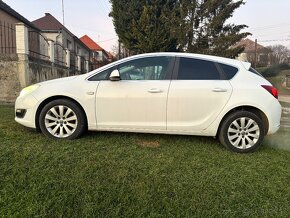 Opel Astra J - 4