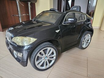 Elektricke auto BMW X6 - 4