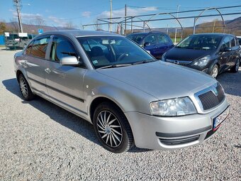 Škoda Superb 1.9 TDI 96kw Comfort - 4